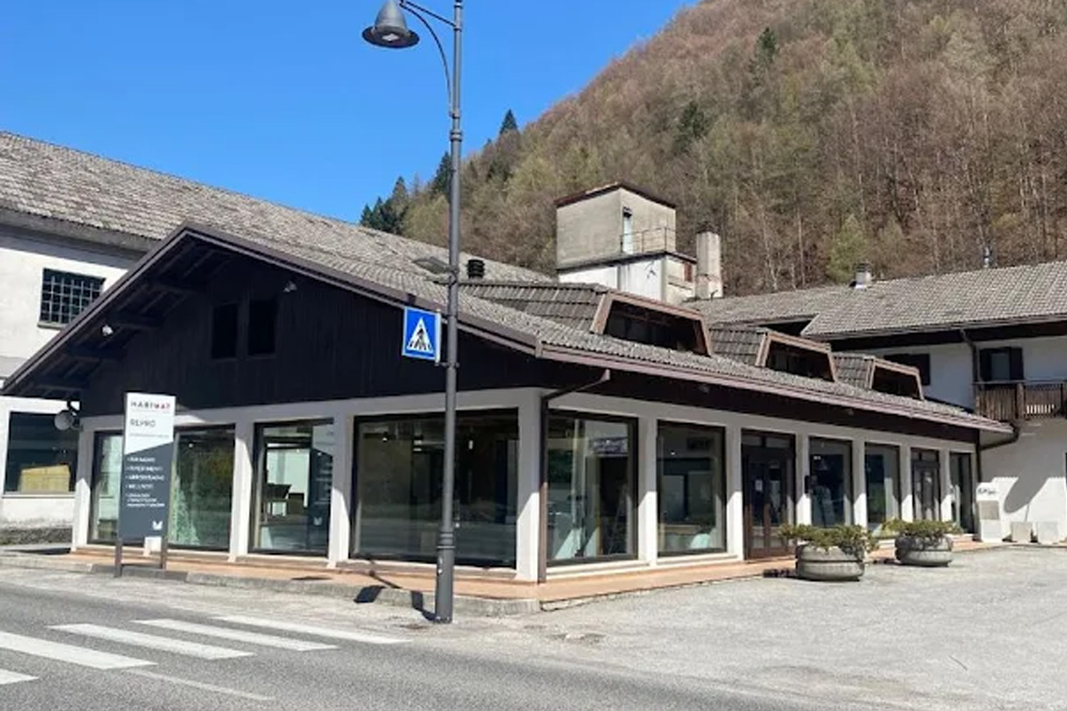 Cencenighe Showroom Cencenighe Showroom